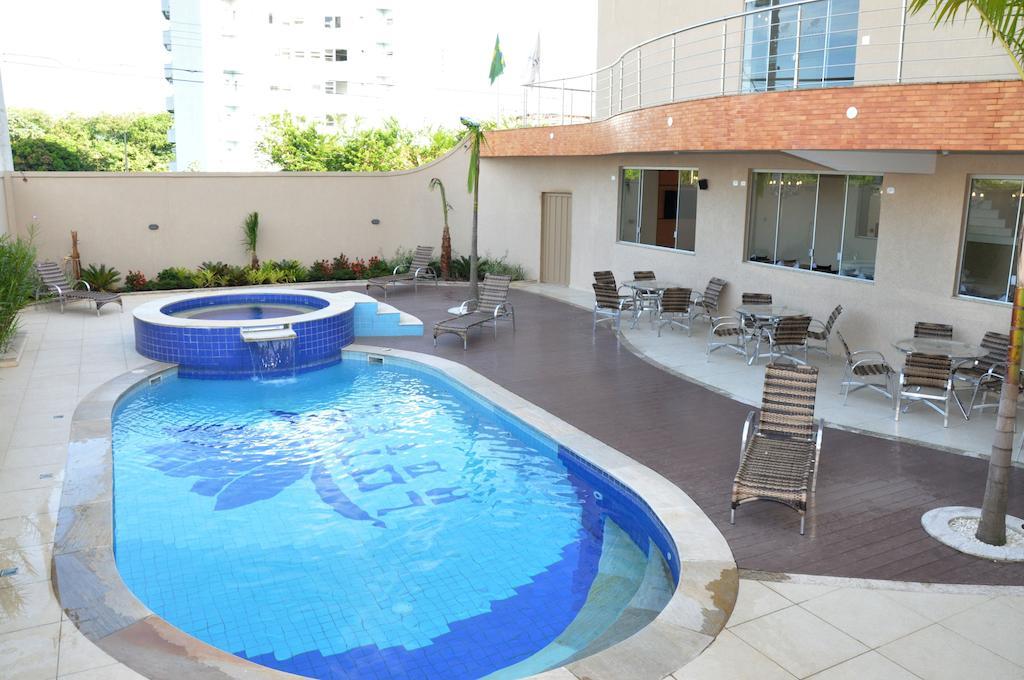 Lotus Hotel - A 6 Km Do Santuario De Aparecida-Sp Guaratinguetá Εξωτερικό φωτογραφία