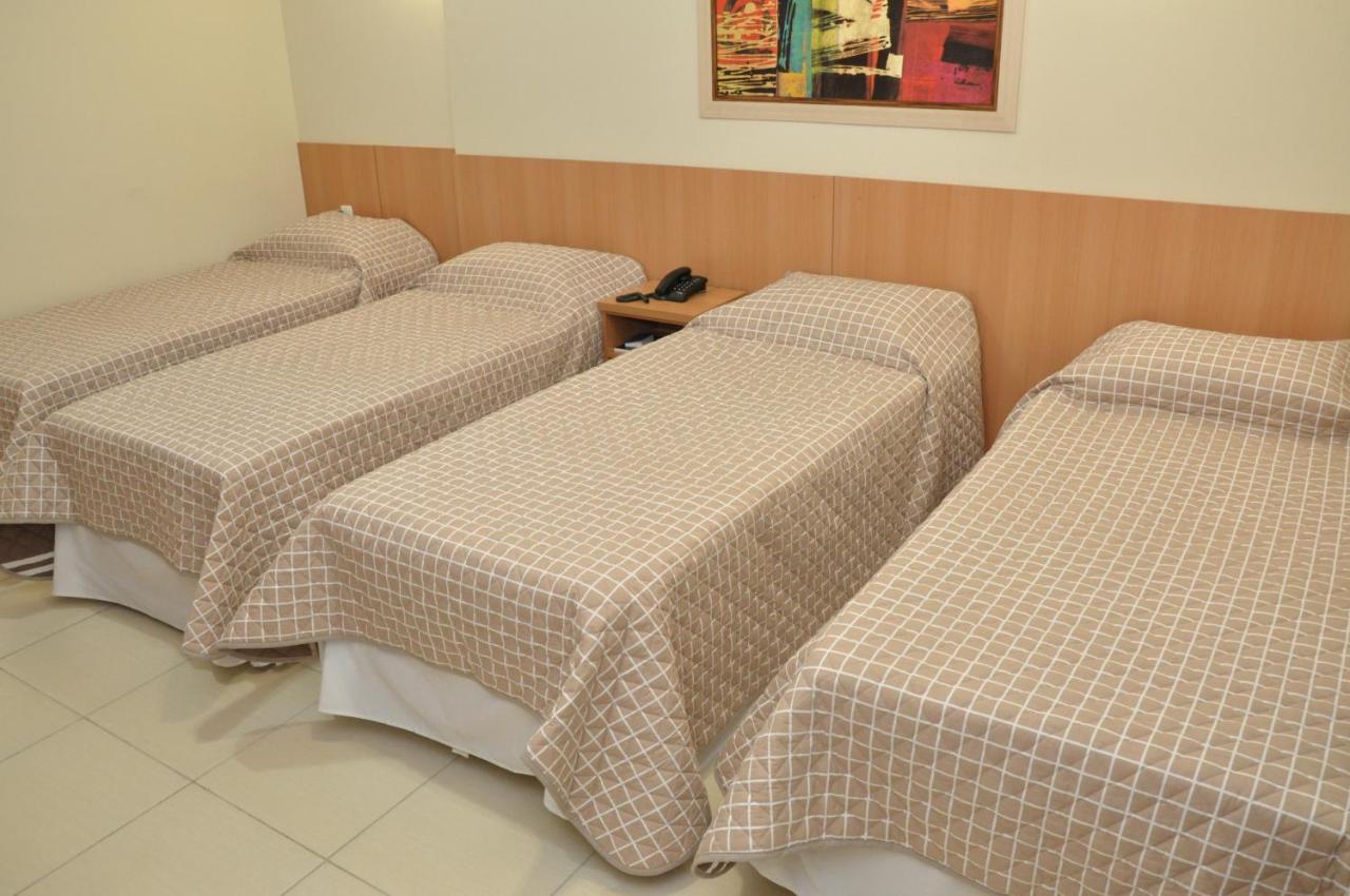 Lotus Hotel - A 6 Km Do Santuario De Aparecida-Sp Guaratinguetá Εξωτερικό φωτογραφία