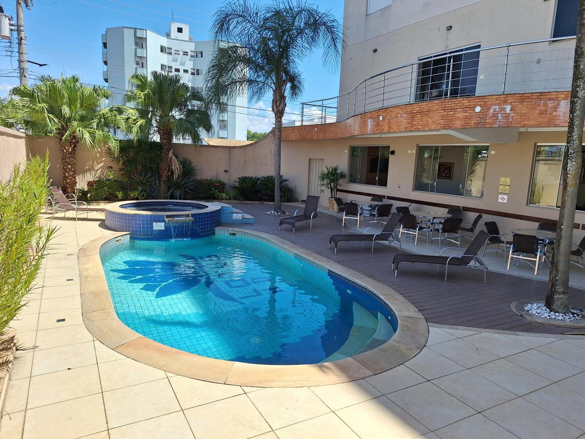 Lotus Hotel - A 6 Km Do Santuario De Aparecida-Sp Guaratinguetá Εξωτερικό φωτογραφία