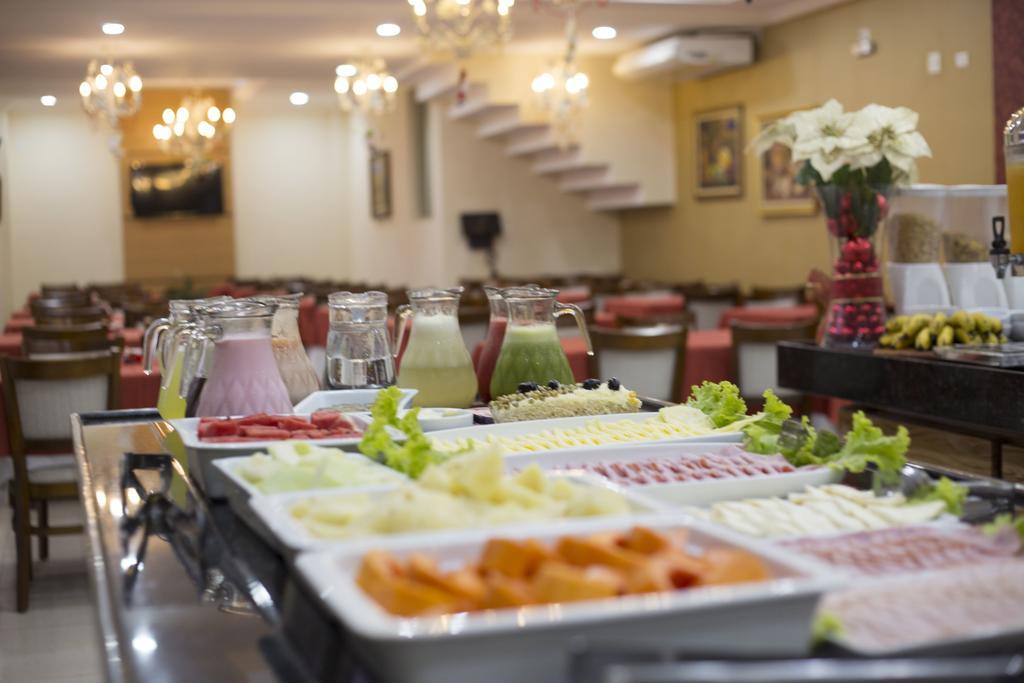 Lotus Hotel - A 6 Km Do Santuario De Aparecida-Sp Guaratinguetá Εξωτερικό φωτογραφία