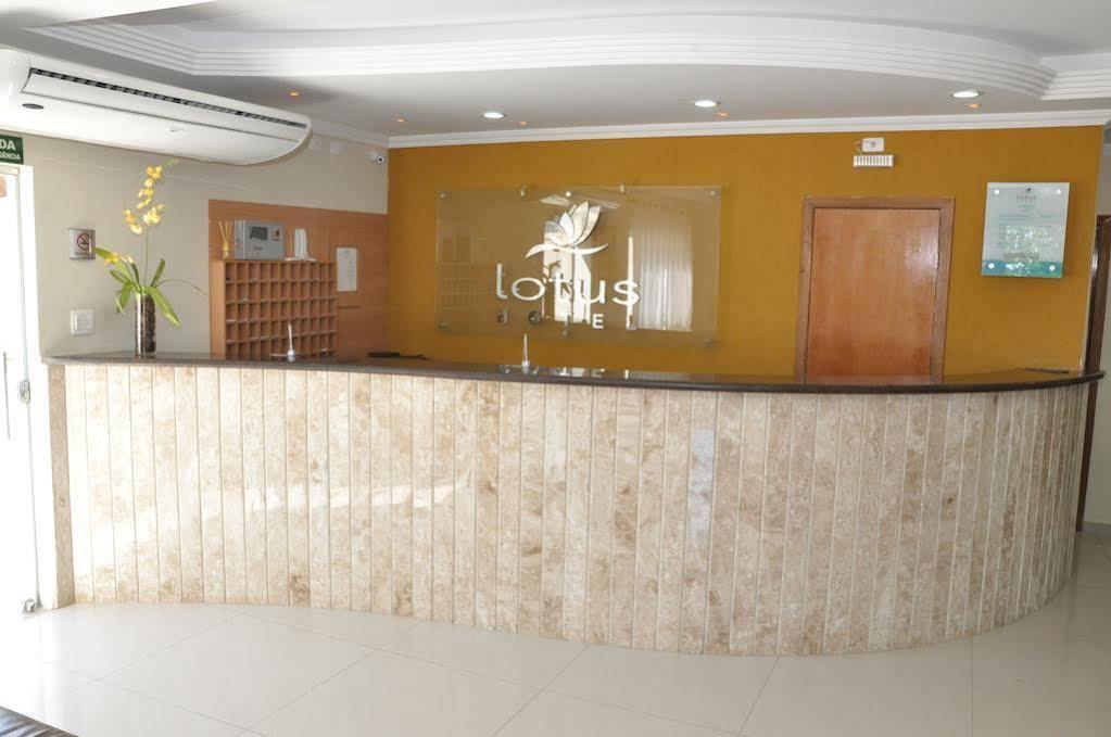 Lotus Hotel - A 6 Km Do Santuario De Aparecida-Sp Guaratinguetá Εξωτερικό φωτογραφία